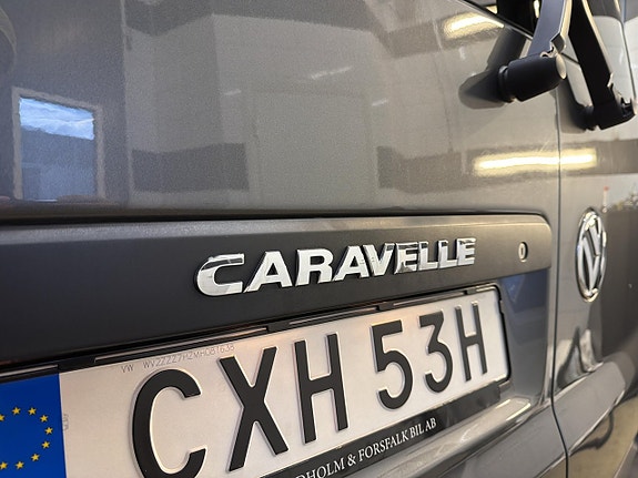 Volkswagen Caravelle 16 of 23