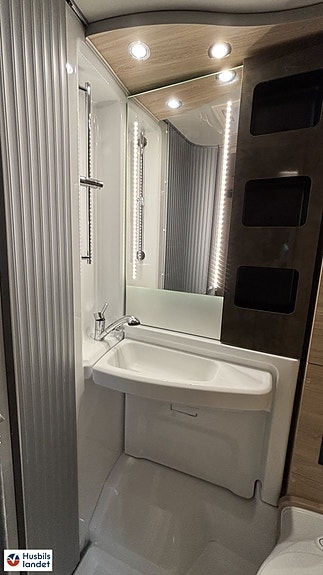 Knaus Van TI Plus Platinum Selection 650 MEG 11 of 14