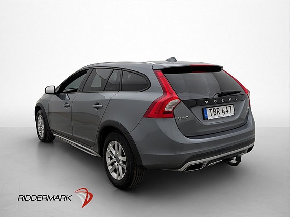 Volvo V60 Cross Country 5 of 30