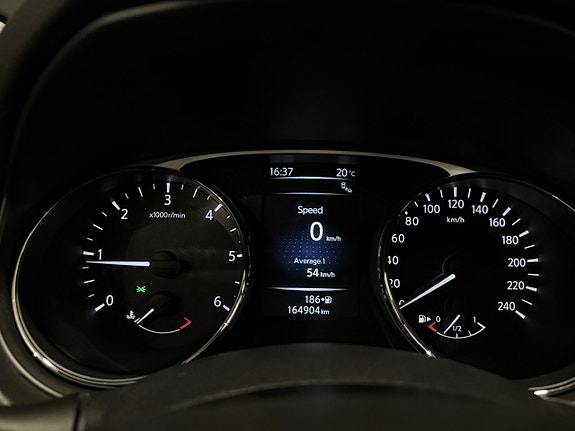 Nissan X-Trail 26 of 28