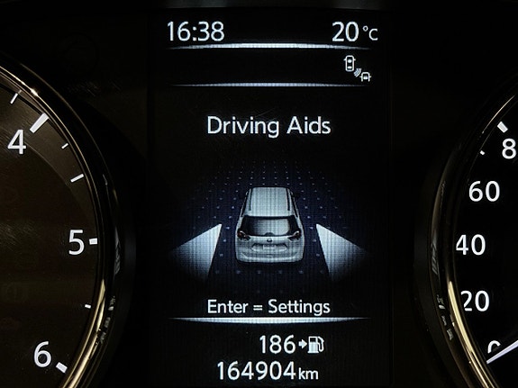 Nissan X-Trail 27 of 28