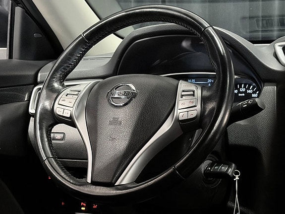 Nissan X-Trail 17 of 28