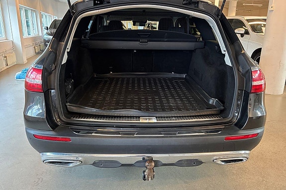 Mercedes-Benz E220 d 16 of 20
