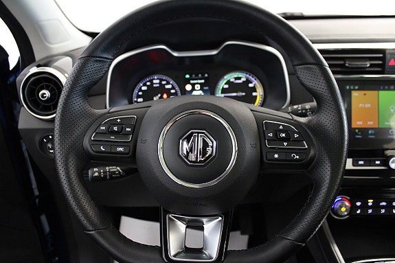 MG ZS 16 of 20
