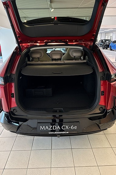Mazda CX-6e 7 of 8