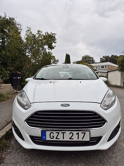 Ford Fiesta 7 of 7