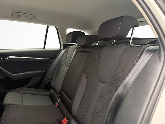 Skoda Octavia 24 of 30