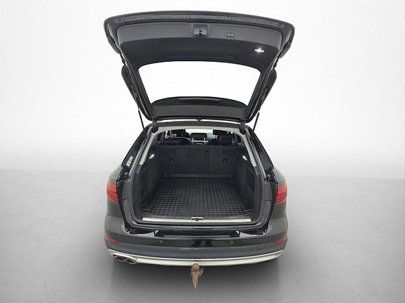 Audi A4 allroad 18 of 30