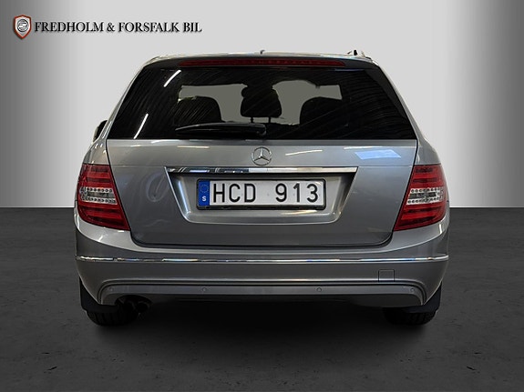 Mercedes-Benz C180 4 of 26