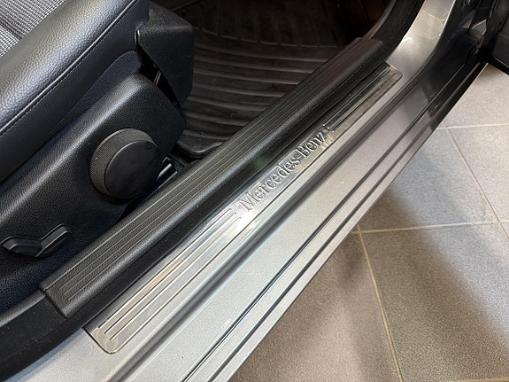 Mercedes-Benz C180 16 of 26
