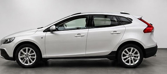 Volvo V40 Cross Country 4 of 6