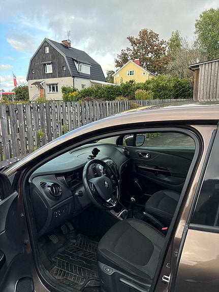 Renault Captur 8 of 10