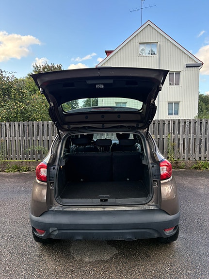 Renault Captur 10 of 10