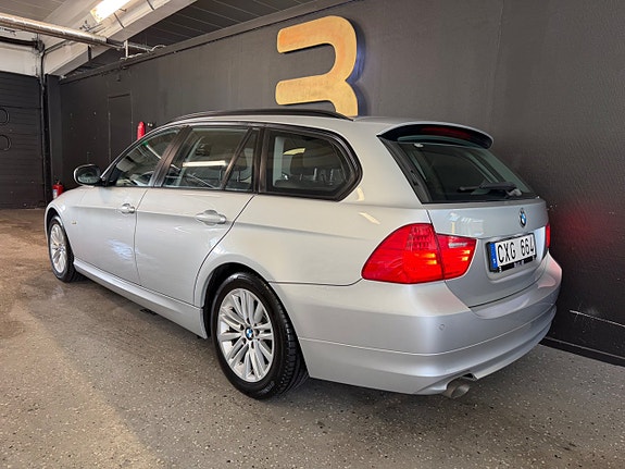 BMW 318d 3 of 20
