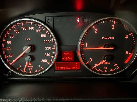 BMW 318d 19 of 20
