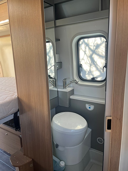 Adria Twin 600 sp 6 of 11