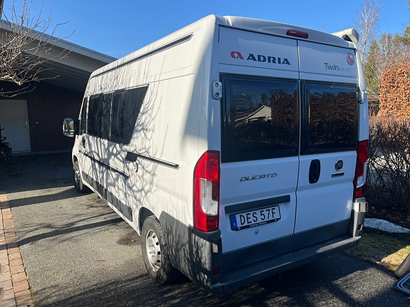 Adria Twin 600 sp 3 of 11