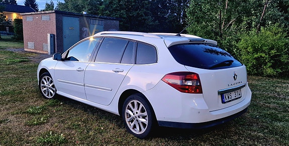 Renault Laguna 2 of 5