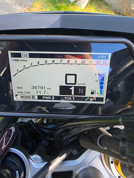Yamaha MT-10 SP 2 of 5