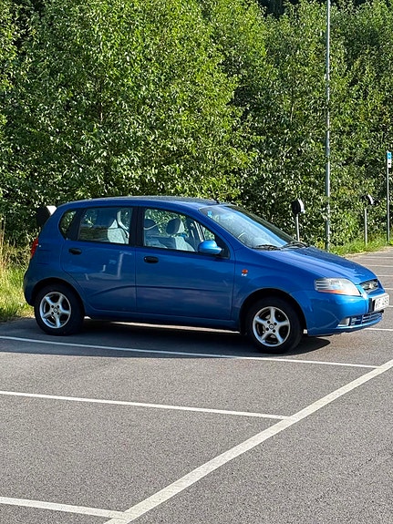 Chevrolet Kalos 2 of 4
