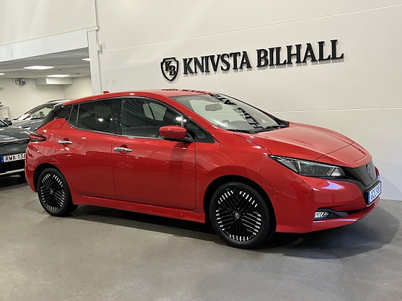 Nissan Leaf 3 of 28