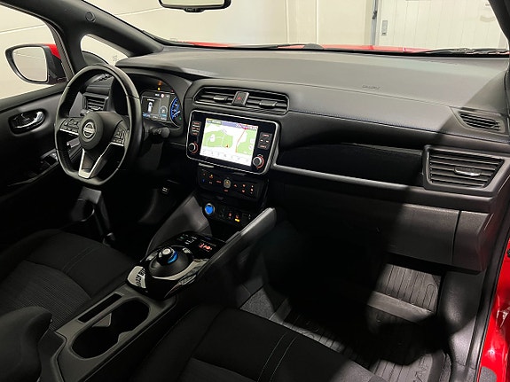 Nissan Leaf 15 of 28