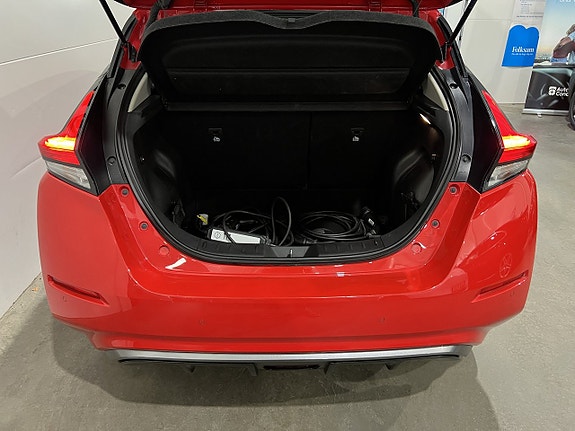 Nissan Leaf 11 of 28