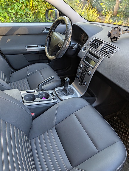 Volvo V50 4 of 9