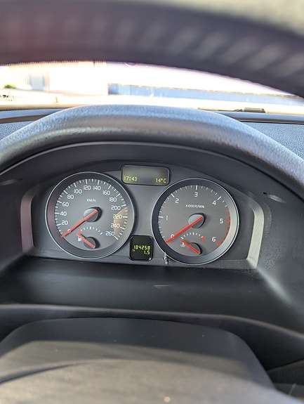Volvo V50 8 of 9