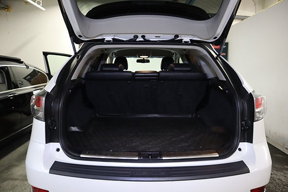 Lexus RX450h 13 of 16