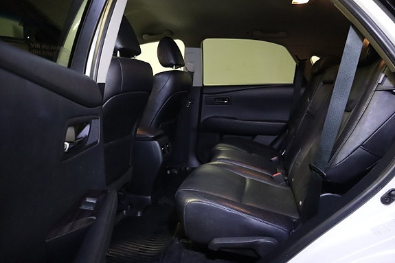 Lexus RX450h 12 of 16