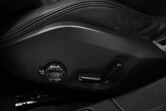 Volvo V60 18 of 30