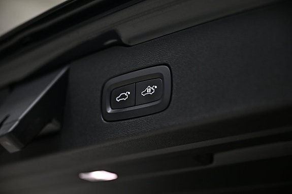 Volvo V60 20 of 30