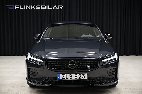 Volvo V60 9 of 30