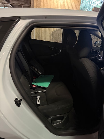 Volvo V40 13 of 14