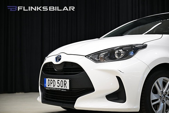 Toyota Yaris 6 of 29
