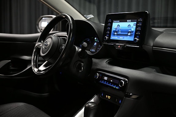 Toyota Yaris 17 of 29