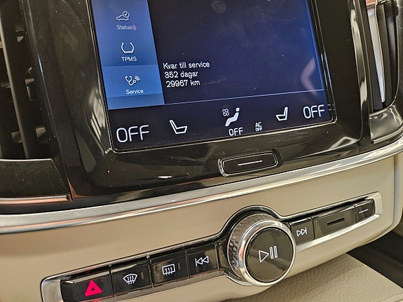 Volvo V90 25 of 28