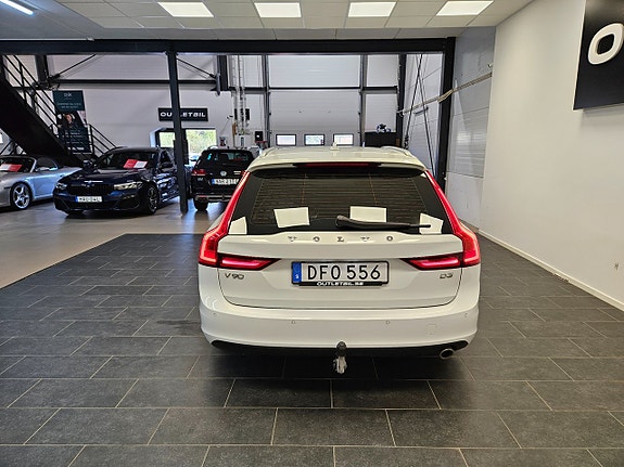 Volvo V90 7 of 28