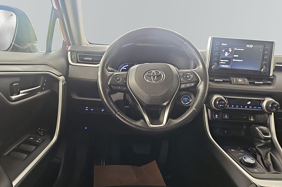 Toyota RAV4 9 of 19