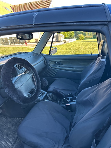 Suzuki X-90 5 of 11