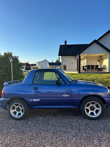 Suzuki X-90 2 of 11