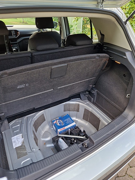 Volkswagen T-Cross 21 of 28