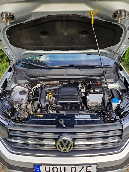 Volkswagen T-Cross 16 of 28