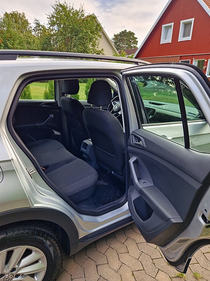 Volkswagen T-Cross 19 of 28