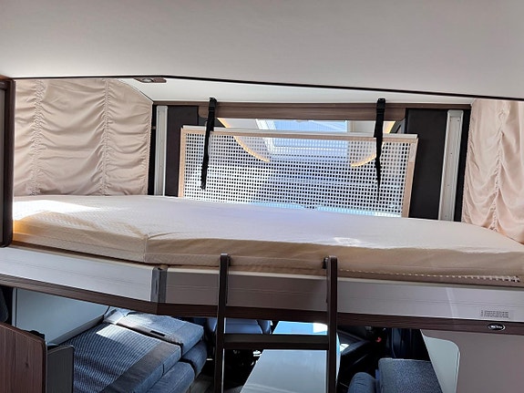 Kabe Travel Master Royal X 810 LXL Dubbelbädd 15 of 15
