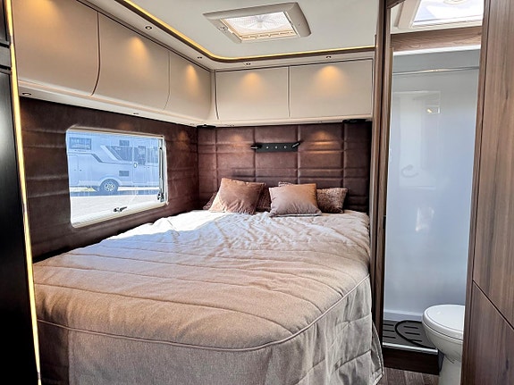 Kabe Travel Master Royal X 810 LXL Dubbelbädd 7 of 15