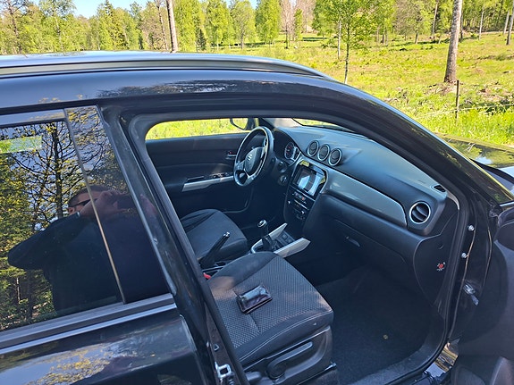 Suzuki Vitara 5 of 5