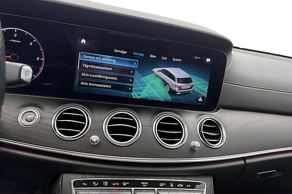 Mercedes-Benz E220 17 of 30