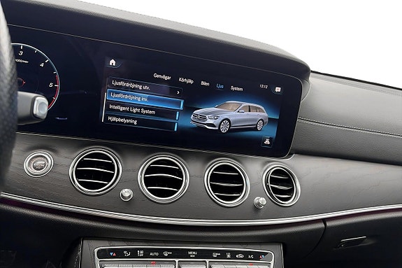 Mercedes-Benz E220 19 of 30